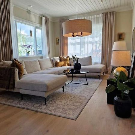 Villa Close To The City Centre Tromsø Extérieur photo