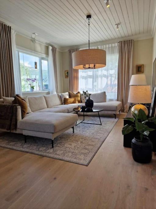 Villa Close To The City Centre Tromsø Extérieur photo